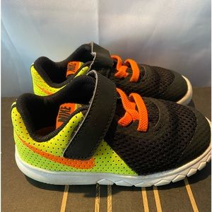 Gently Worn. Nike Toddler/ Baby Size 7C